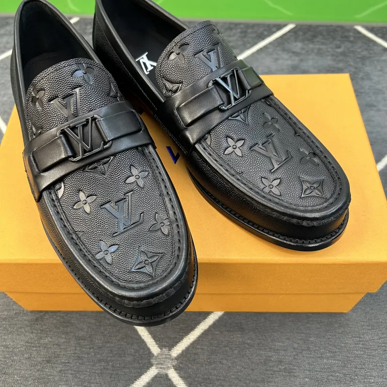 Louis Vuitton Shoe 